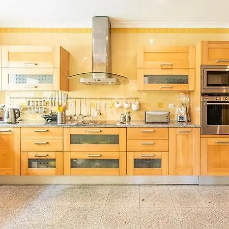 Villa Alecrim Aroeira (Setubal)